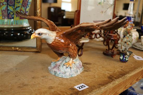 Beswick eagle(-)
